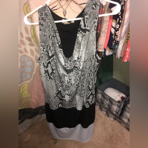 Michael Kors Dress - Picture 8 of 9